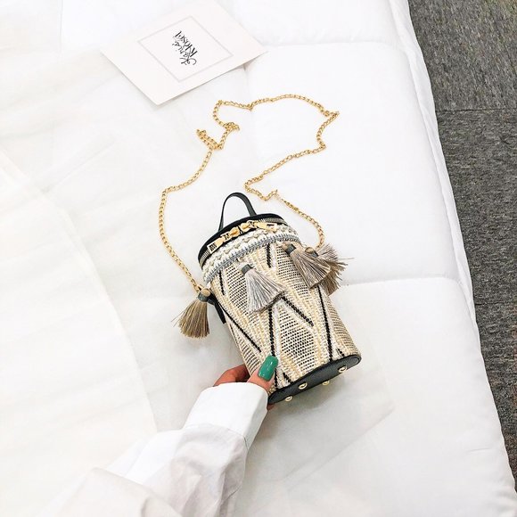 Staycation Tassle round bucket bag purse - Picture 6 of 8